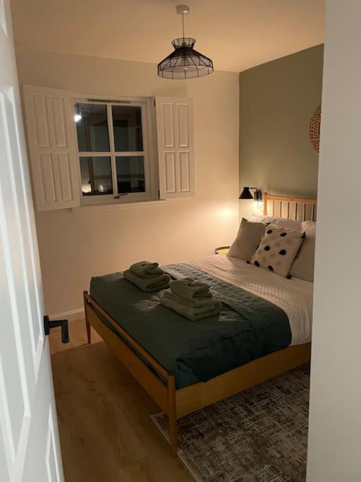 Central Inverness Flat Close To Hospital And Uhi Inshes Екстериор снимка