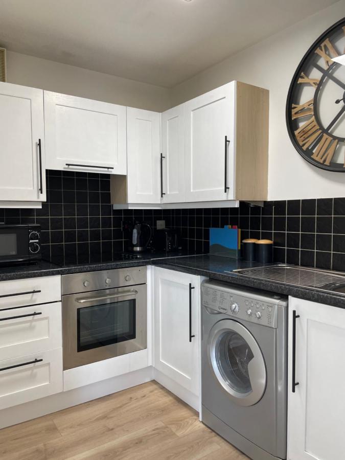 Central Inverness Flat Close To Hospital And Uhi Inshes Екстериор снимка